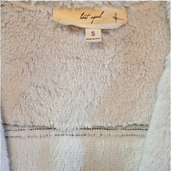 Anthropologie Lost April Faux Leather Fur Vest Size Small - Picture 5 of 6